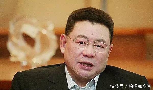 他66歲換腎成功，獎勵妻子500億，如今妻子生三胎，又送24套豪宅!