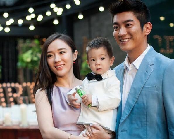 她21歲走​​紅，32歲未婚先孕，40歲靠兒子一炮而紅，如今成人生贏家！