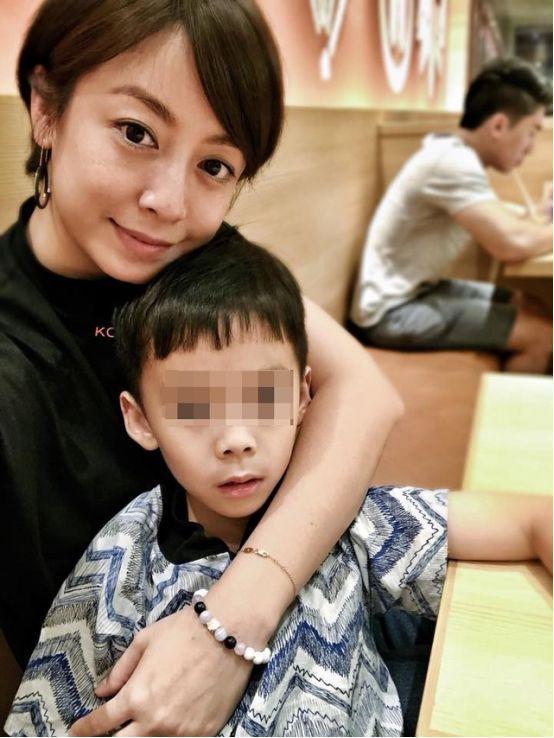 《麻辣鮮師》範筱梵被曝婚變！老公出軌上百女子，還流出「3人共浴」影片，范筱梵連發數文痛罵渣男，令人心疼！
