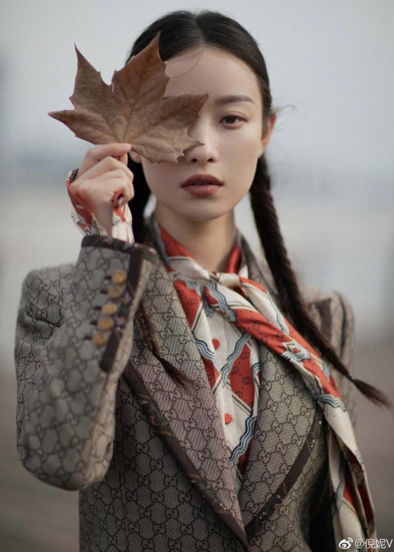 馮紹峰「情史」被挖出！沒想到個個都是「一線女明星」！網友驚：「都是女神...」