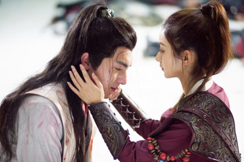 馮紹峰「情史」被挖出！沒想到個個都是「一線女明星」！網友驚：「都是女神...」