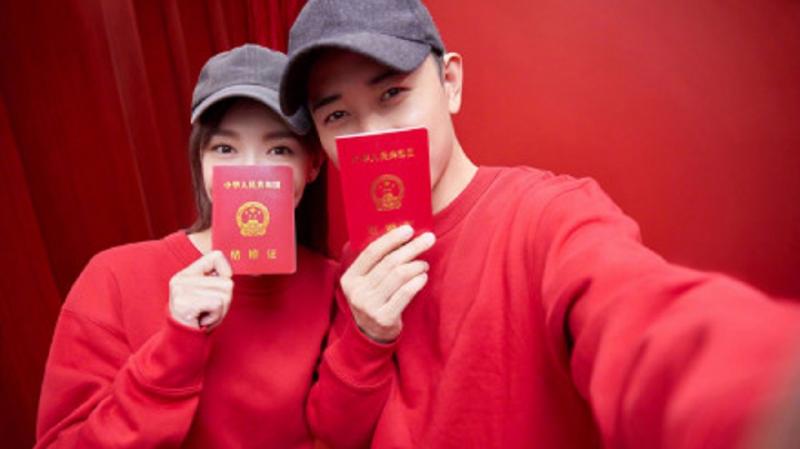 「新娘是我！」邱澤舊愛宣布結婚　9點9分甜曬絕美婚紗
