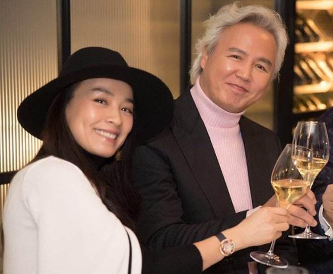 14年前被張國立捧紅，卻嫁給無名小生，現48歲與丈夫身價百億!
