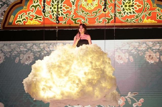 佘詩曼最美，蘇青身材最好，網友：秦嵐沒修圖顯得好胖！