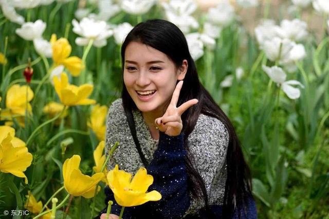 婆婆動手打我，公公拉偏架，7歲兒子說番話，老公遮面擋羞