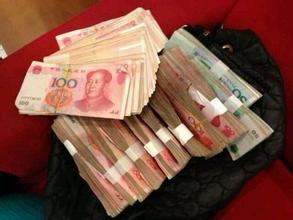 婆婆再婚，大家都很高興，而我卻大鬧婚禮，把桌子都掀了，老公說，做得好！