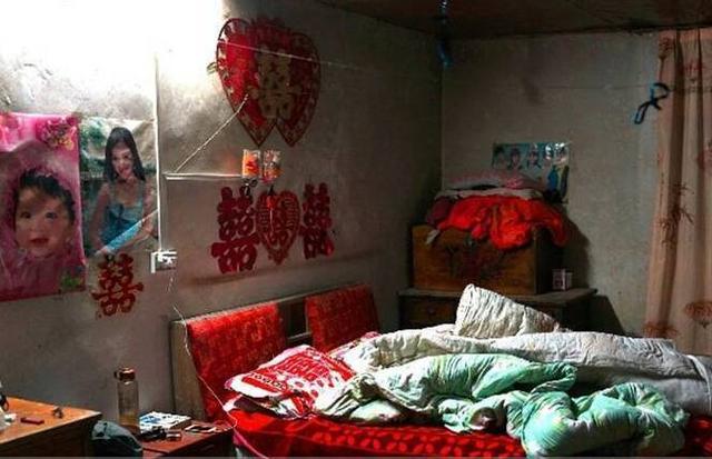 新婚夜婆婆非要在俺屋，俺整晚沒睡，第二天她直接送俺10萬