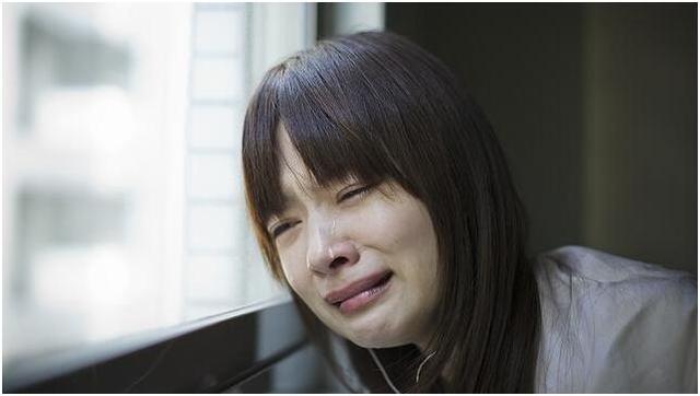 請假三天，半個月才來上班，老闆得知真相一分錢不扣，還送她一萬