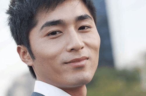 結婚兩年未孕老公和我離婚，走出民政局我跟前夫說句話，他愣住了