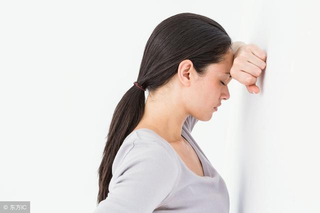 46歲男子被確診乳腺癌，醫生道原因，老婆臉紅，老媽失控