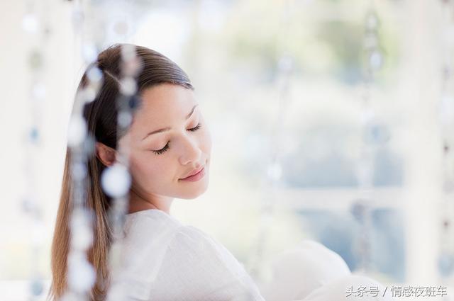 婆婆得病我一直貼身照顧，聽到小姑子和老公的對話，我氣跑回娘家