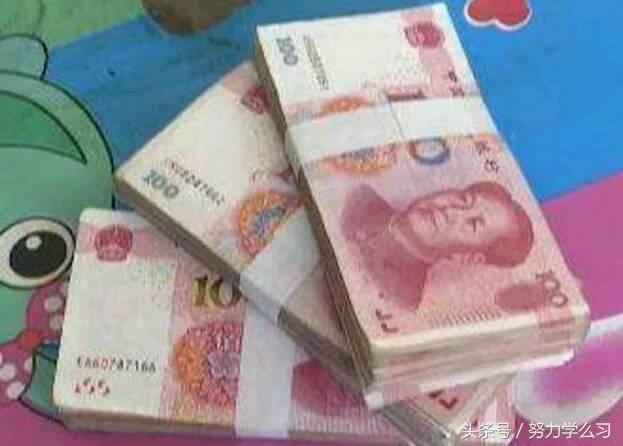 婆家人來城裡做客，我做飯菜忘放鹽，小姑子摔了碗筷，婆婆卻大笑