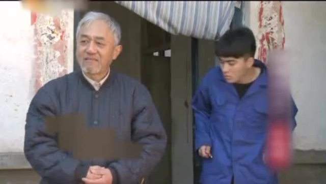 為了錢她嫁給一個傻子，結婚當天晚上傻子突然說話，她驚喜萬分