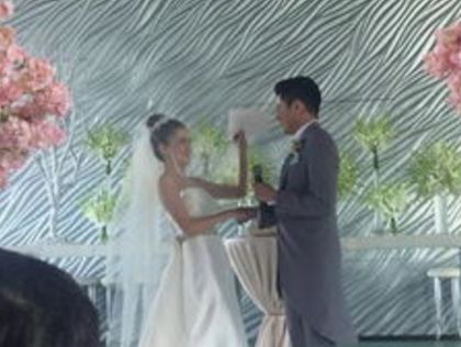 丈夫每晚喊媳婦出去散步，媳婦忘記拿鑰匙，開門之後卻當場石化
