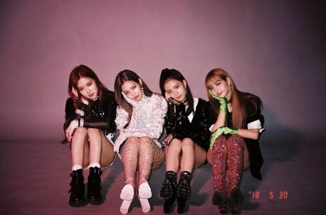 同為公司主推，TWICE與BLACKPINK，誰會走得更遠？