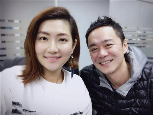 Selina離婚2年「世紀破冰阿中」關係回溫，遇到大問題「前夫立刻來相救」他喊話：這個忙一定幫！