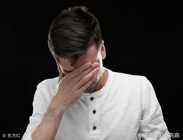 離婚前晚，妻子跟我通宵聊天，聽完妻子的話，我流下愧疚悔恨的淚