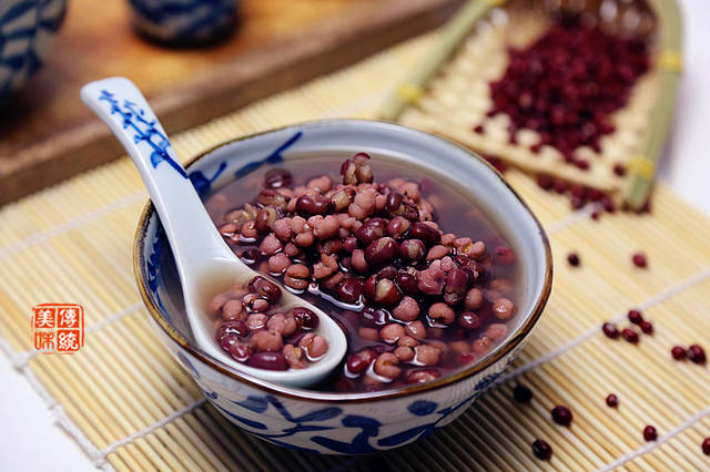 【紅豆薏米湯】這碗湯不僅祛濕還有減肥功效