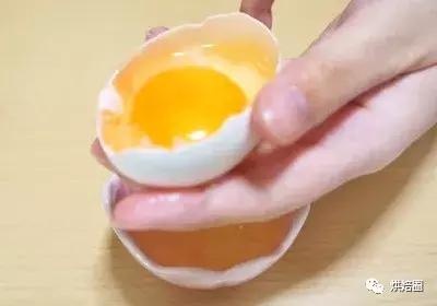 迪士尼主題餐廳的米老鼠水煮蛋 在家也能做！