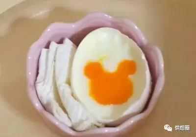迪士尼主題餐廳的米老鼠水煮蛋 在家也能做！