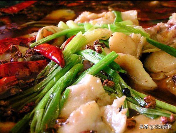 學會這30道硬菜，你的家就是飯館！朋友來了也倍有面子！
