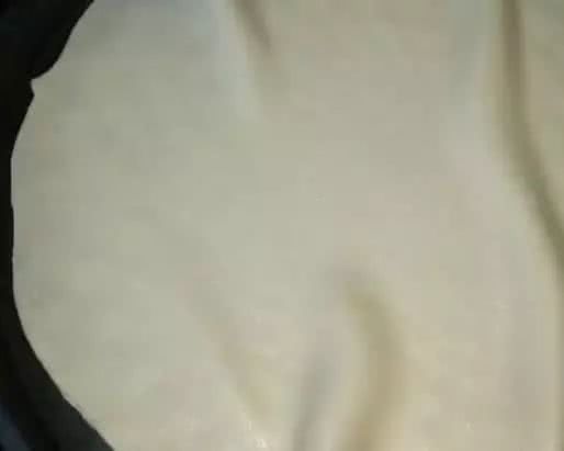 快速雞蛋餅的做法，不用發麵，開水一燙，柔軟又勁道，早餐首選
