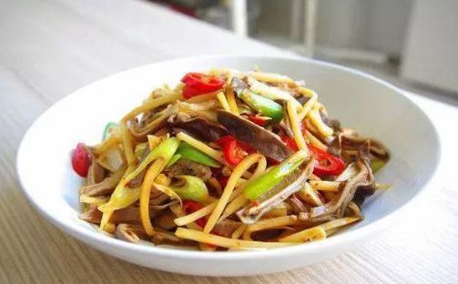 天天吃都不膩的幾道家常菜，簡單美味，開胃又下飯，好吃到舔手指