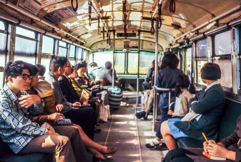 10張「30年前的台灣VS.中國」生活差異照 中國男人逛街「下半身穿搭」意外超fashion