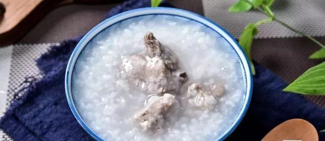 粥是天下第一補藥！常喝8種粥，健胃補氣，延年益壽，醫生都在喝