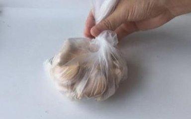 保存大蒜原來這麼簡單，放上一年都不會發芽，可惜很多人都不知道！