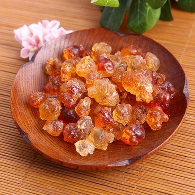 45歲女人不想老太快，一定要常吃這7種食物，美容養顏氣色好