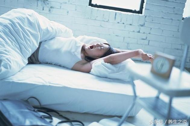 50歲後，想健康，遠離1個字，謹記「三慢」、「四相伴」！