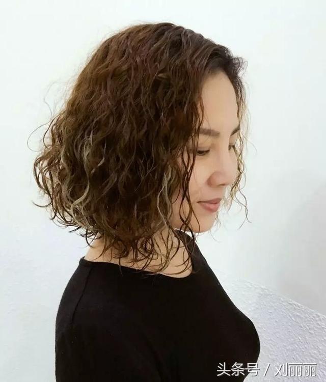 最適合中年女人的髮型~2019趕緊選一個適合你的吧 