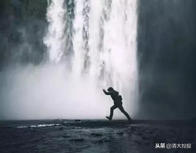 努力吧！成功是逼出來的！