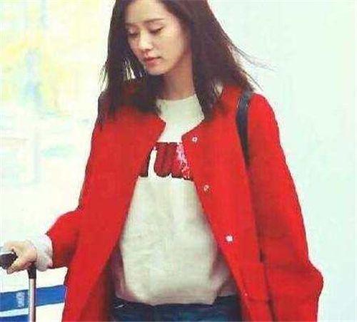 劉詩詩結婚三年終於懷上，吳奇隆緊張護妻，肚子大到藏不住！
