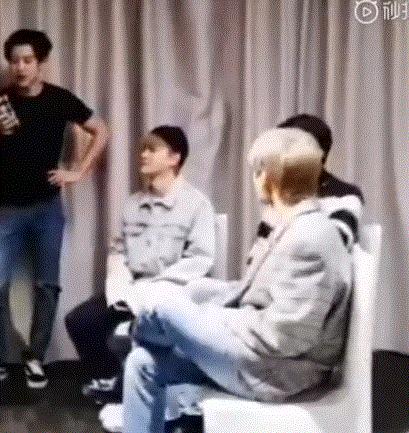 [EXO][新聞]181116 Tempo二連獎杯佔領推特熱搜第一！EXO榮耀的一位合照公開