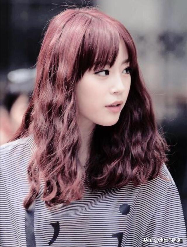 她們是最奇怪的女團，4名成員人氣全部下滑，老大負面新聞纏身！