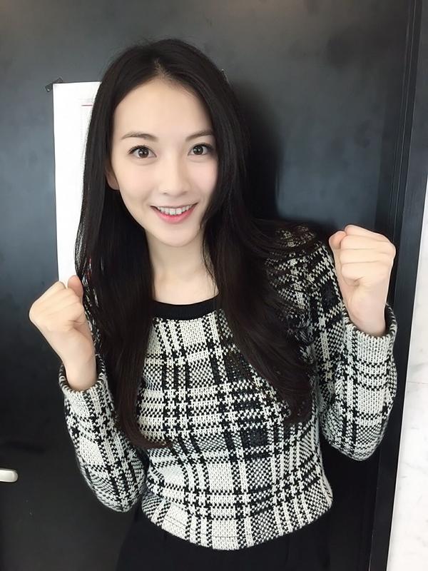 都是十五歲出道，KARA姜知英和IZONE張元英，你的選擇是？