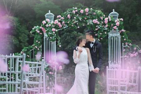 我坐月子婆婆不管我，婆婆生病住院我送箱方便麵，她打開後感動哭