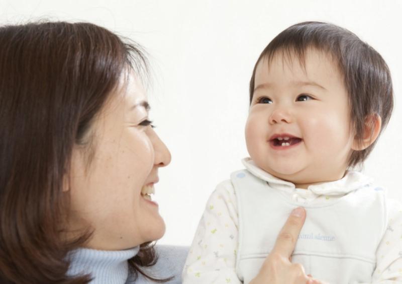 嫂子嫁過來沒給彩禮，我結婚她卻給五萬做嫁妝，哥哥一句話我哭了
