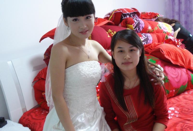 嫂子嫁過來沒給彩禮，我結婚她卻給五萬做嫁妝，哥哥一句話我哭了