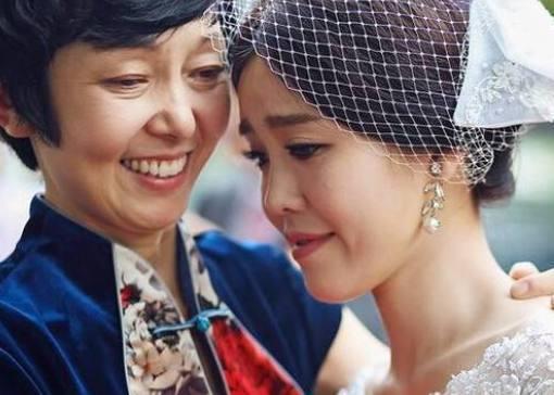 媽收了30萬彩禮，結婚沒給一分嫁妝，婚後回娘家，推開門我心寒了