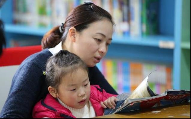 你越吼孩子越差勁，孩子越來越不把你的話當回事！教育專家：父母記住三個原則，教育效果翻倍！