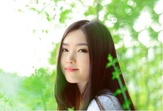 婆婆，我跟你兒子已經離婚了，您帶著你一家子趕快搬出我房子吧