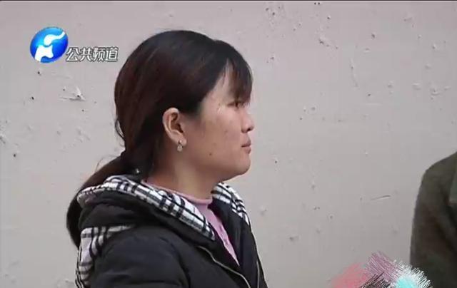 兒媳常住娘家不回，婆婆下跪道歉，兒媳結婚6年等於守6年活寡