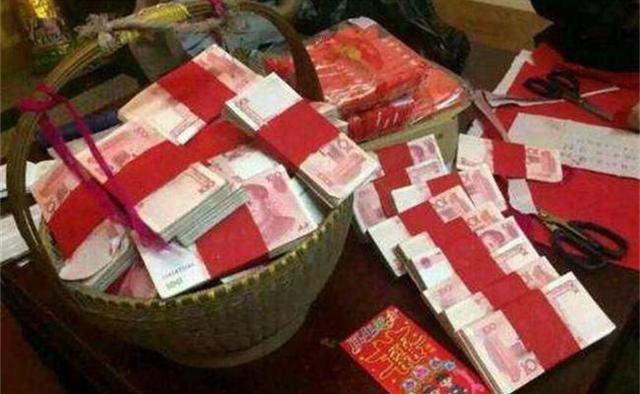 婚前婆婆哭窮，彩禮一分沒要，婚後的意外發現，我想說媳婦們長點心！
