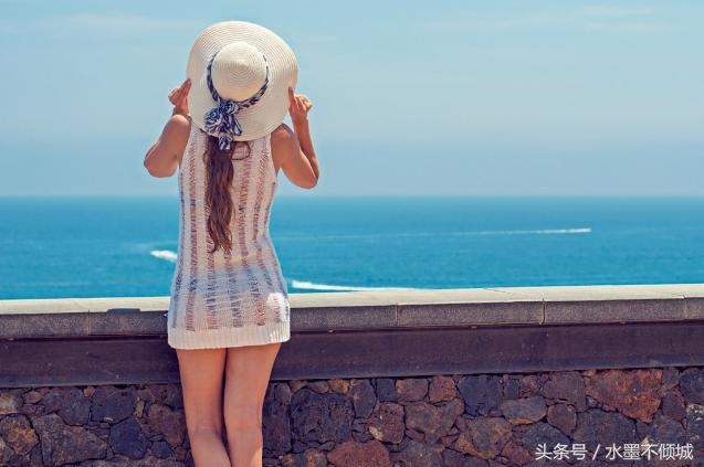 婆婆說：家裡有老人，你不能總加班，媳婦答：老人不是沒癱瘓嗎？