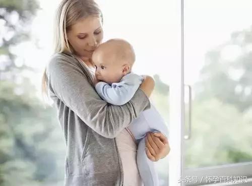 90%新生兒媽媽都不會正確抱嬰兒，跟林志穎學學吧！