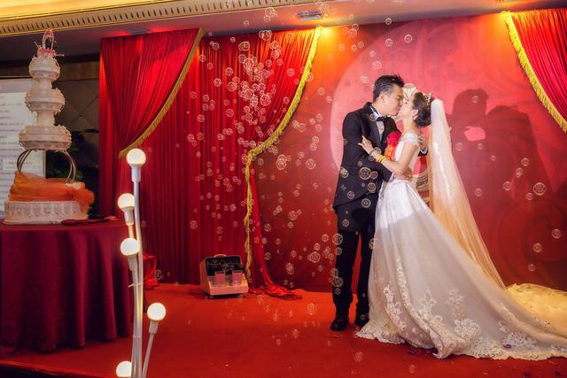 我結婚婆婆一分錢沒給，大姑姐出嫁她給我個存摺，翻開一看愣了