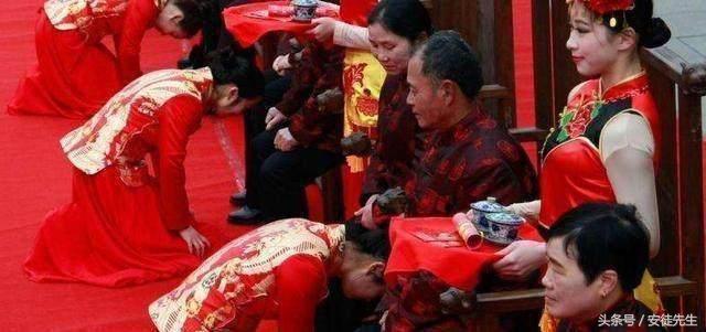 婚禮後沒幾天我意外流產，惡婆婆一直罵著這話，我怒抽她離婚回家